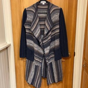 Christopher & Banks Navy and Gray Patterned Open-Front Cardigan